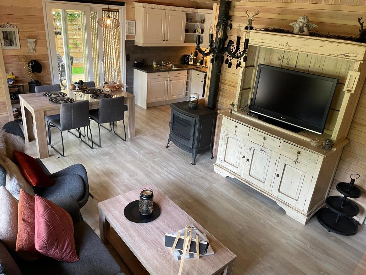 Chalet Sint Zutendaal Exteriör bild
